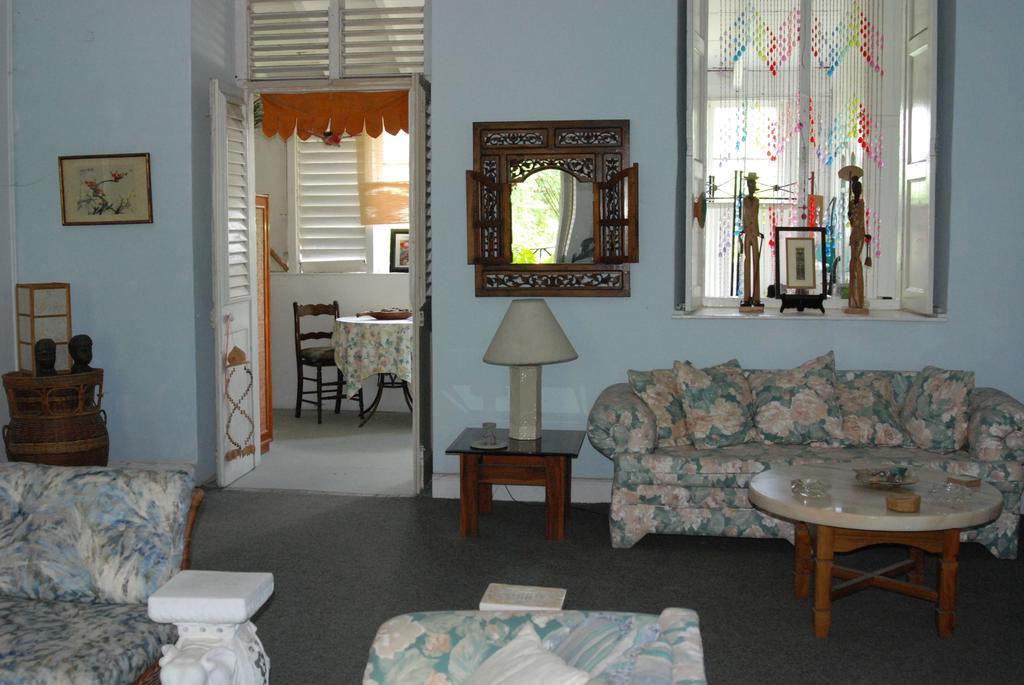 ברידג'טאון Charming Old World Apartment מראה חיצוני תמונה